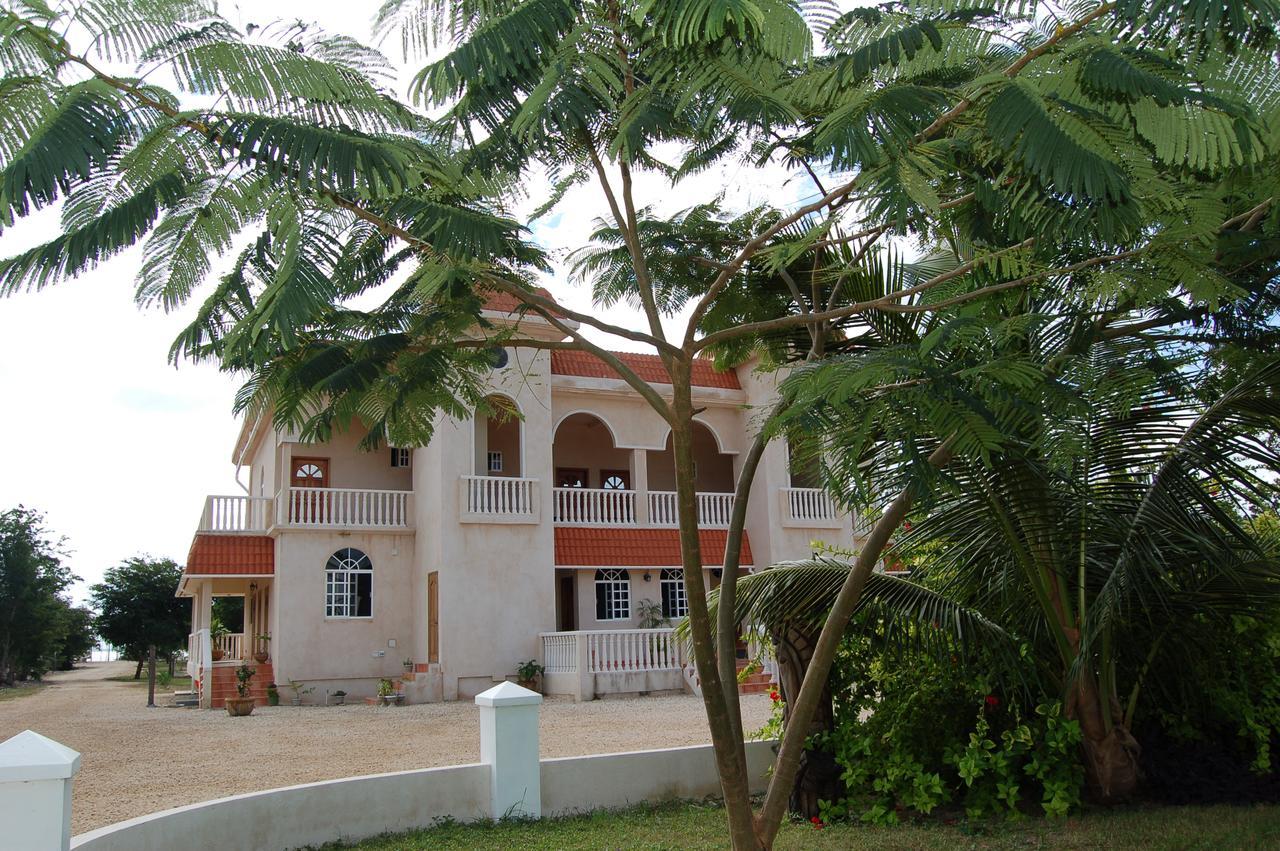 Serenity Sands Corozal Eksteriør bilde