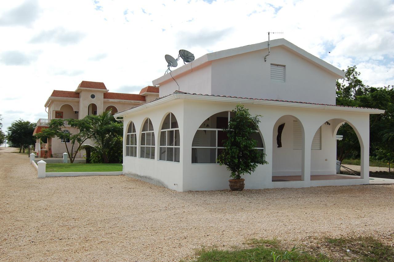 Serenity Sands Corozal Eksteriør bilde